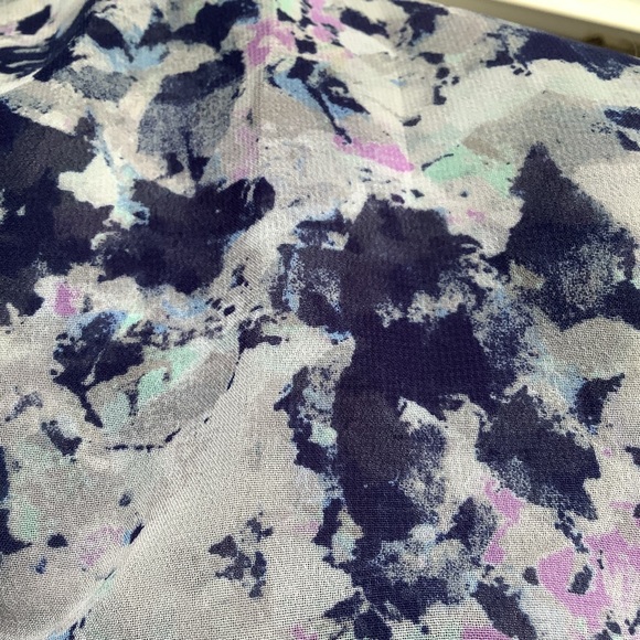 a.n.a. Pretty Floral Button Down Blouse - Picture 3 of 3